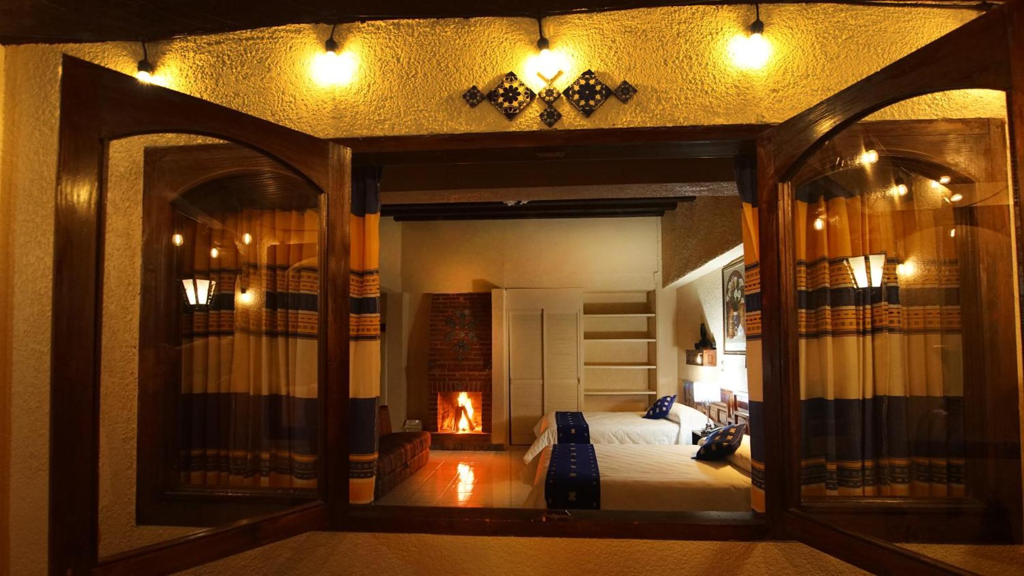 Hotel Palacio De Moctezuma San Cristóbal de Las Casas Buitenkant foto