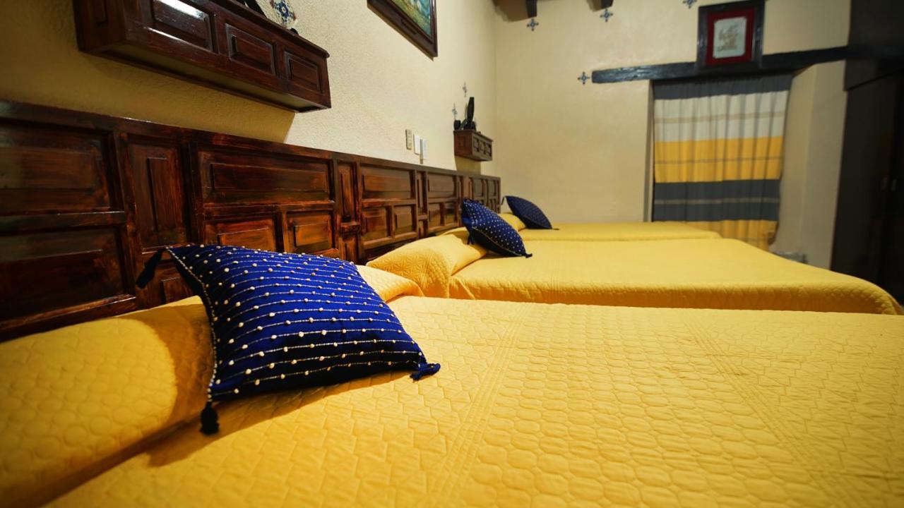 Hotel Palacio De Moctezuma San Cristóbal de Las Casas Buitenkant foto