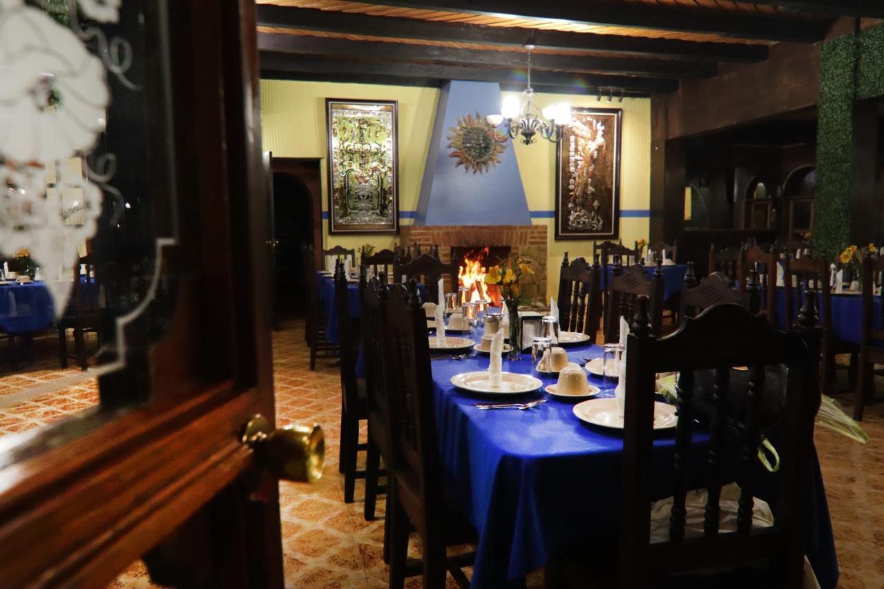 Hotel Palacio De Moctezuma San Cristóbal de Las Casas Buitenkant foto