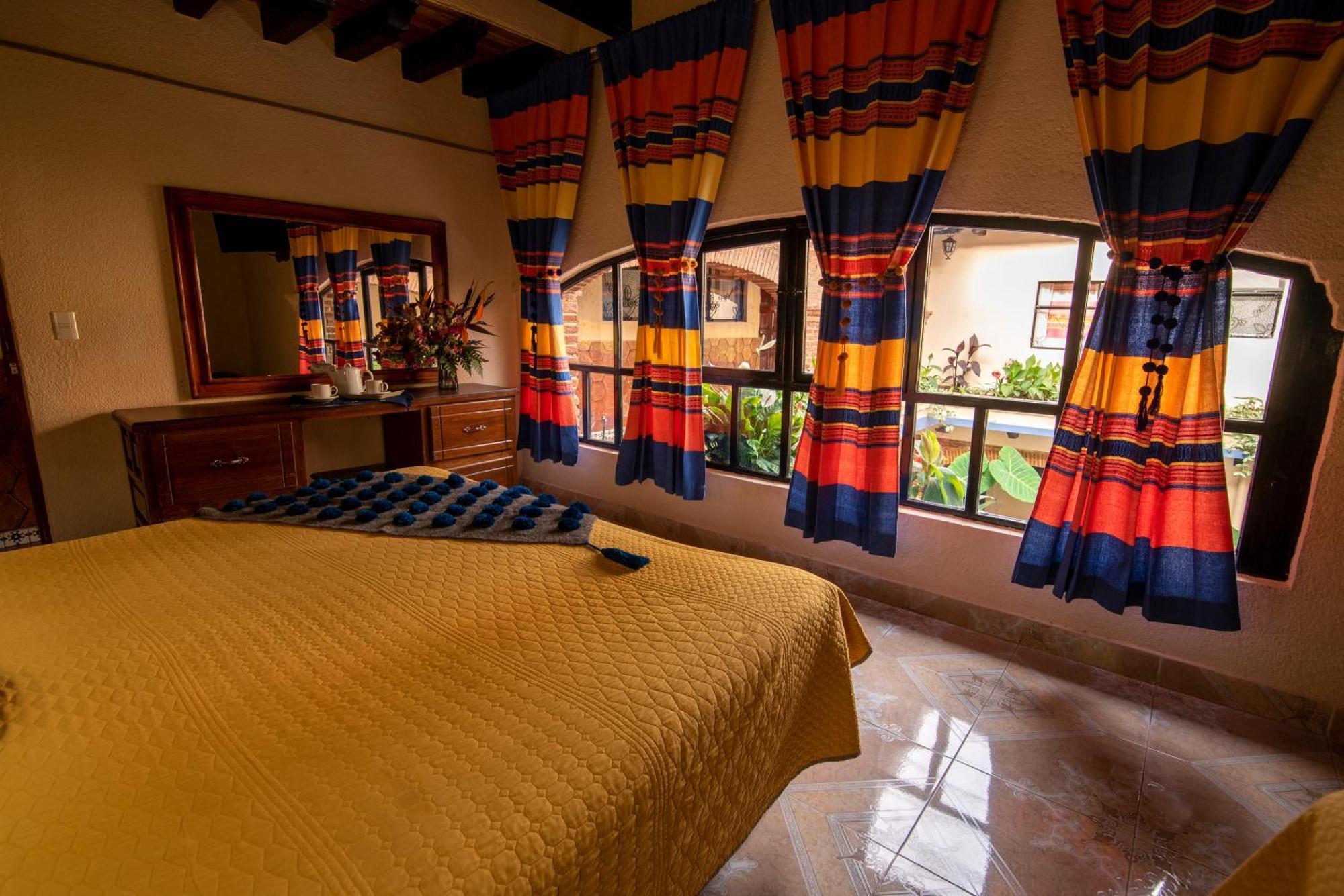 Hotel Palacio De Moctezuma San Cristóbal de Las Casas Buitenkant foto