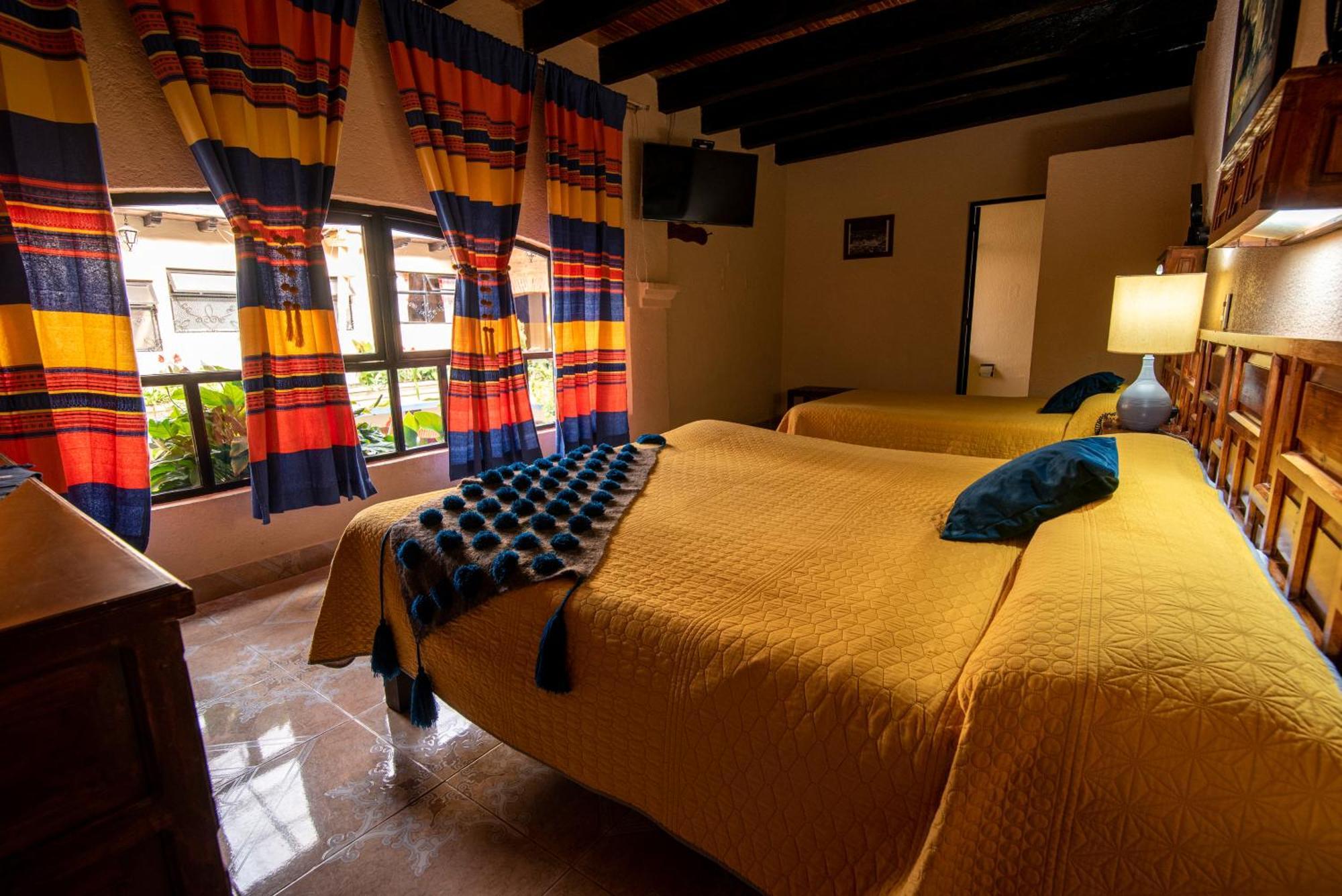 Hotel Palacio De Moctezuma San Cristóbal de Las Casas Buitenkant foto