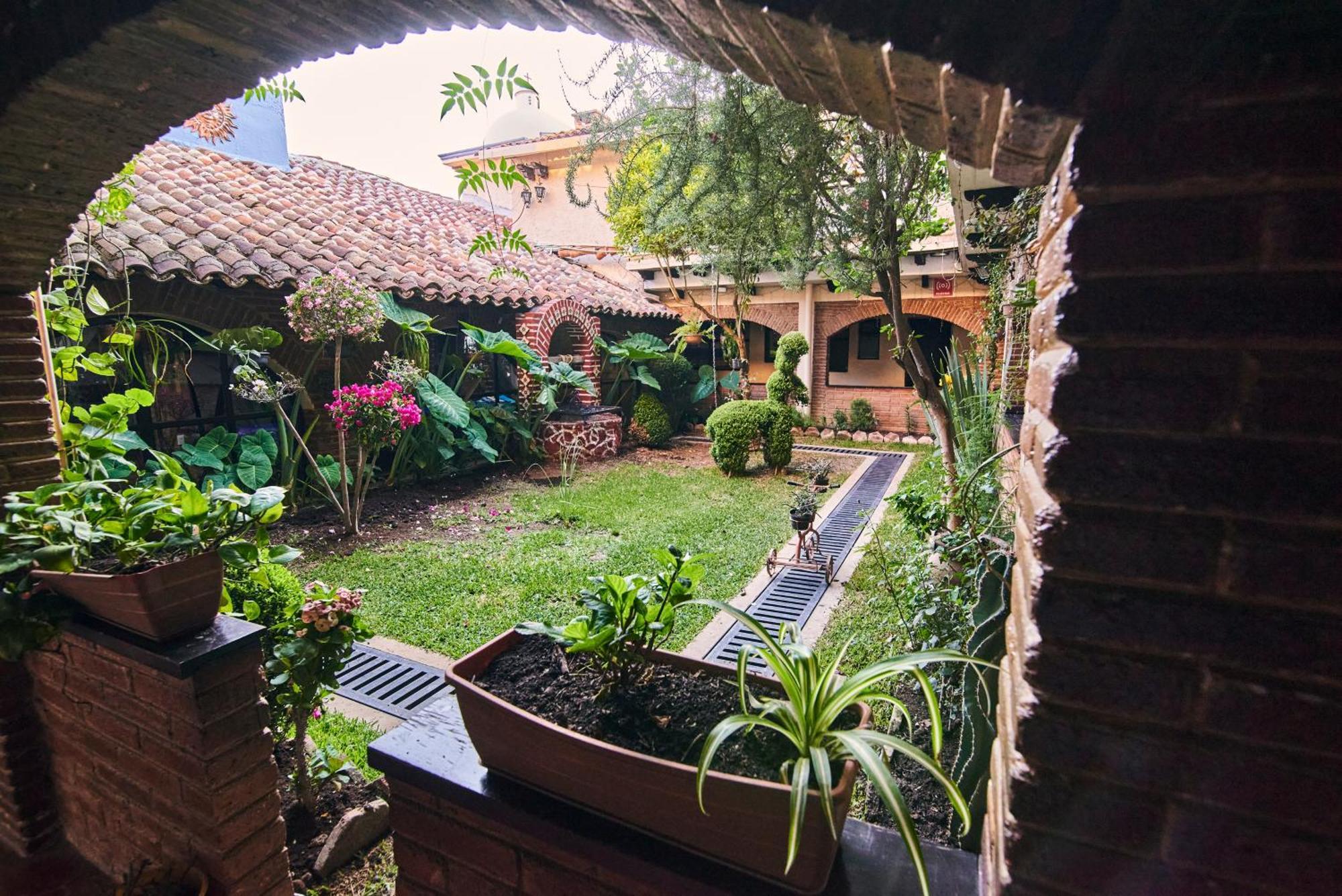 Hotel Palacio De Moctezuma San Cristóbal de Las Casas Buitenkant foto